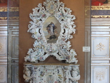 Молитвенный столик из керамики
