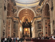 Главный неф собора Св. Петра в Ватикане